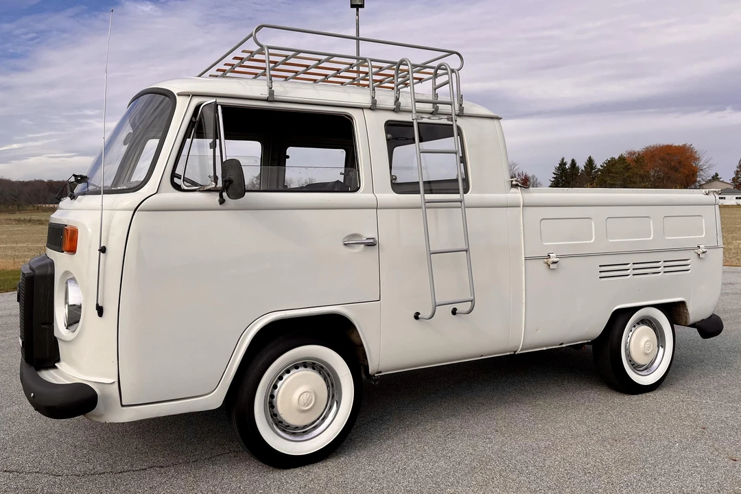 1983 Volkswagen Bay-Window Pickup - Image 2 of 31