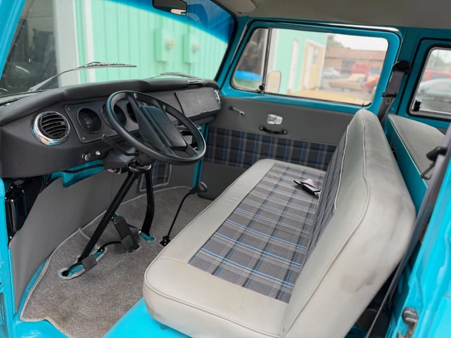 1983 Volkswagen Bay-Window Pickup - Image 6 of 10