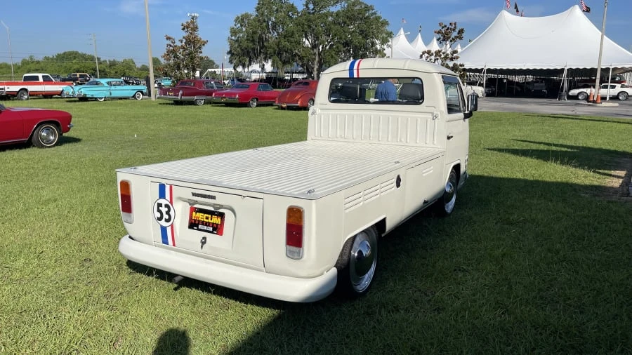 1983 Volkswagen Bay-Window Pickup - Image 2 of 15