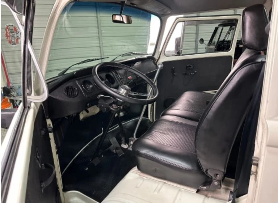 1983 Volkswagen Bay-Window Pickup - Image 12 of 15