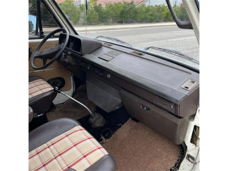 1983 Volkswagen Vanagon - Image 17 of 21