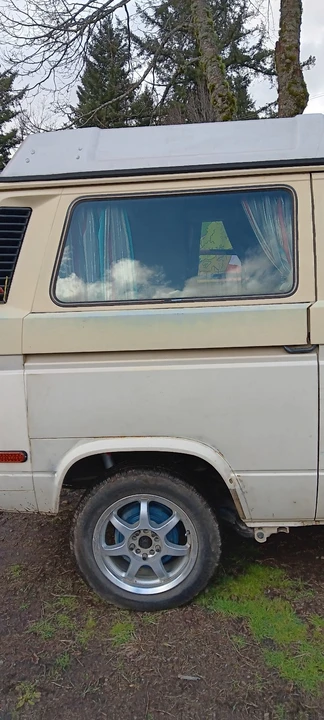 1983 Volkswagen EuroVan - Image 17 of 21