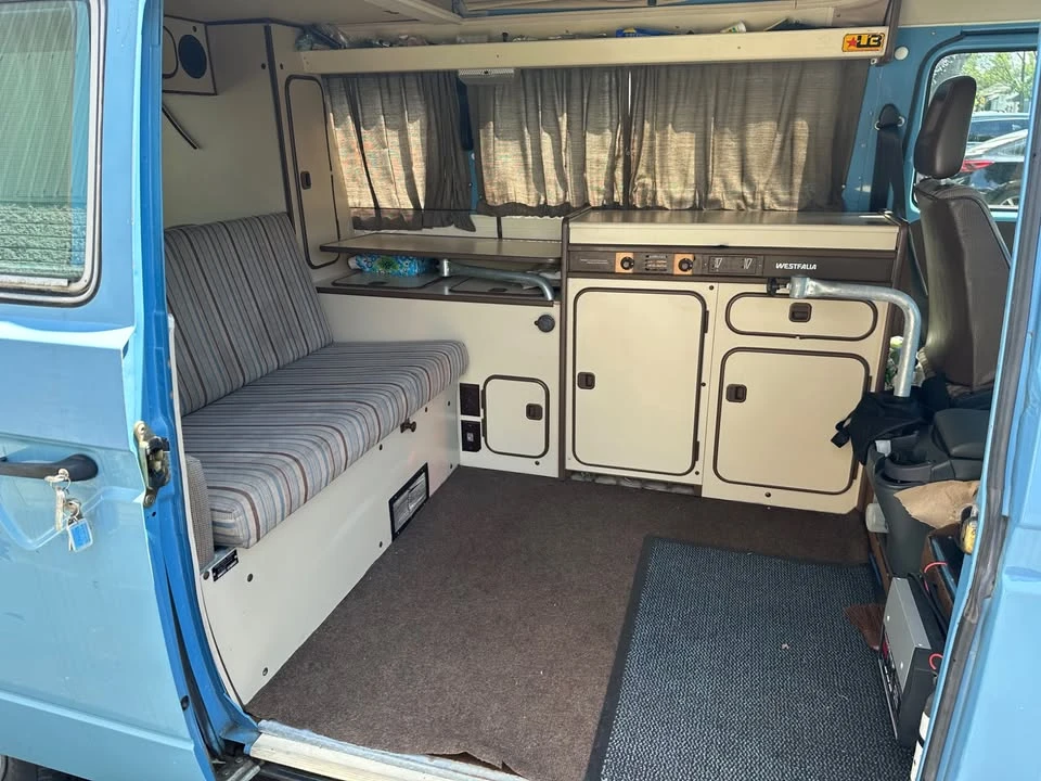 1983 Volkswagen EuroVan - Image 2 of 6