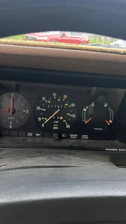 1983 Volvo 200 Series - Image 11 of 16
