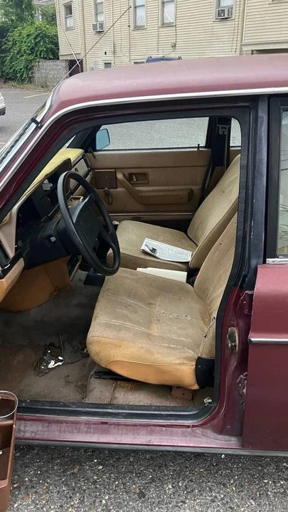 1983 Volvo 200 Series - Image 5 of 16