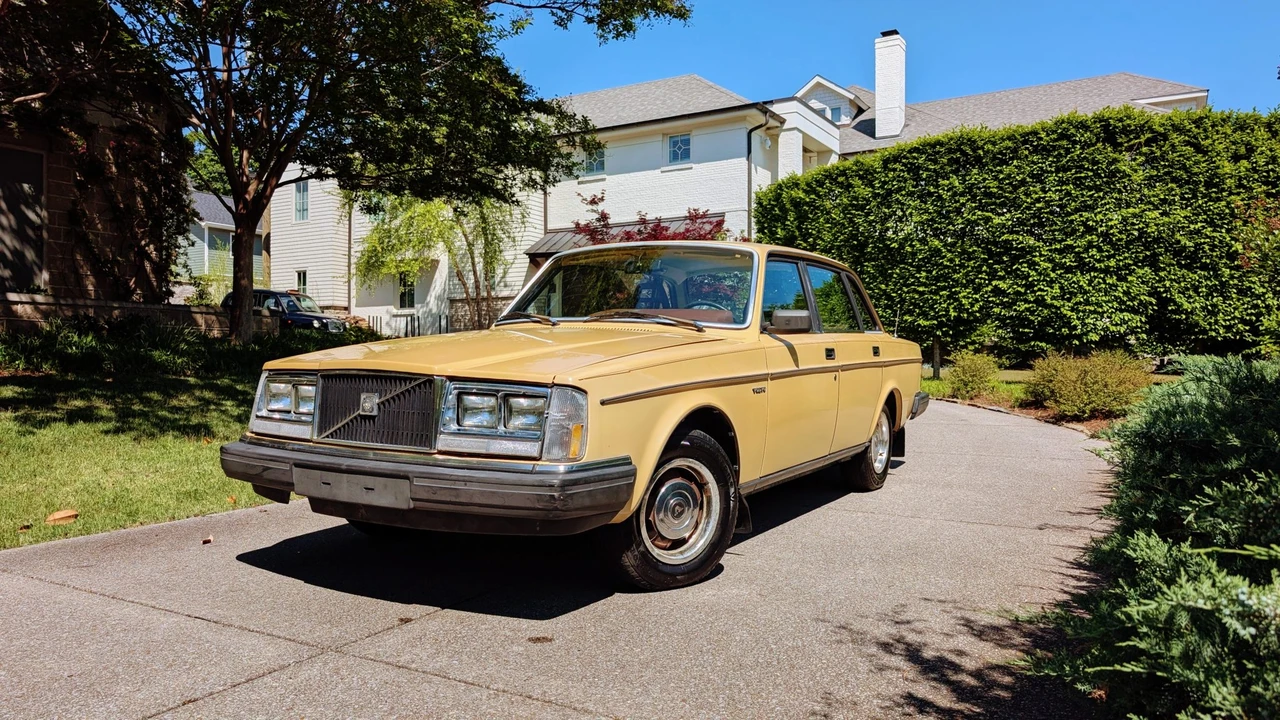 1983 Volvo 200 Series - Image 2 of 31