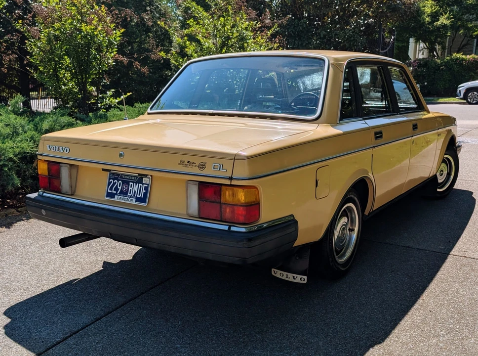 1983 Volvo 200 Series - Image 11 of 31