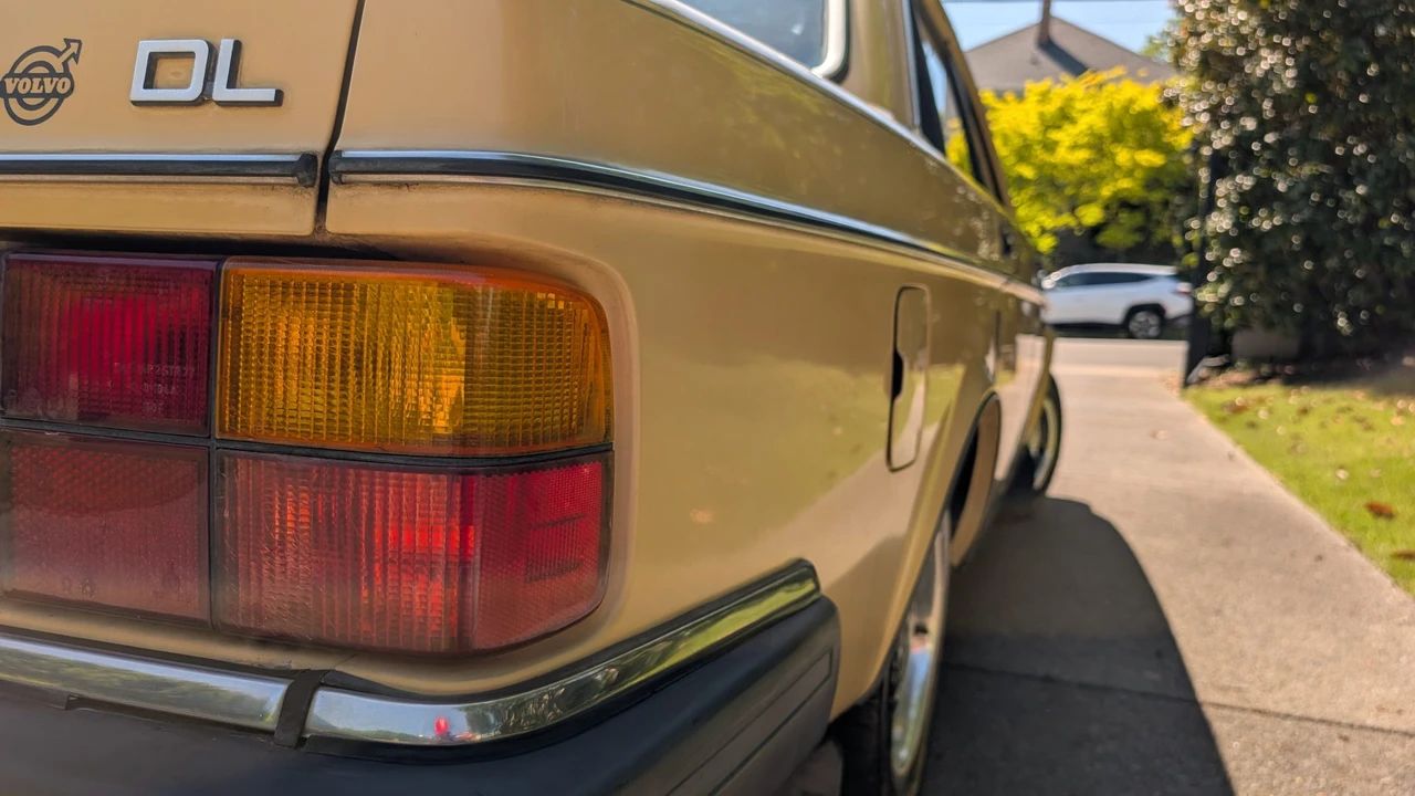 1983 Volvo 200 Series - Image 17 of 31