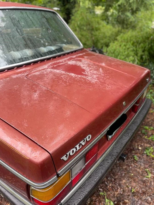 1983 Volvo 244 - Image 18 of 24