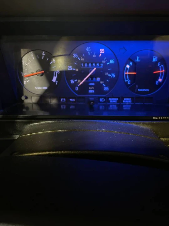 1983 Volvo 244 - Image 13 of 24
