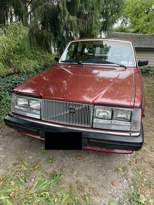 1983 Volvo 244 - Image 6 of 24