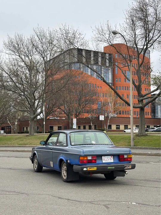 1983 Volvo 244 - Image 2 of 14
