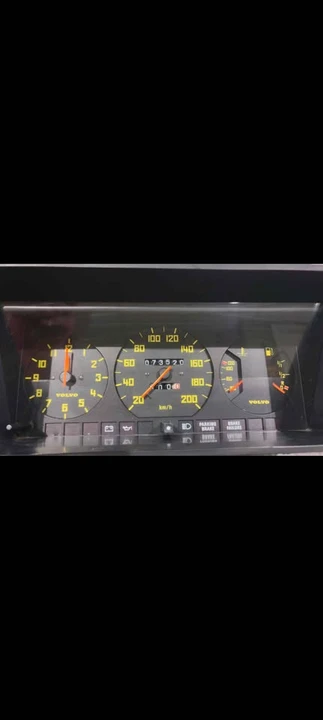 1983 Volvo 244 - Image 4 of 7