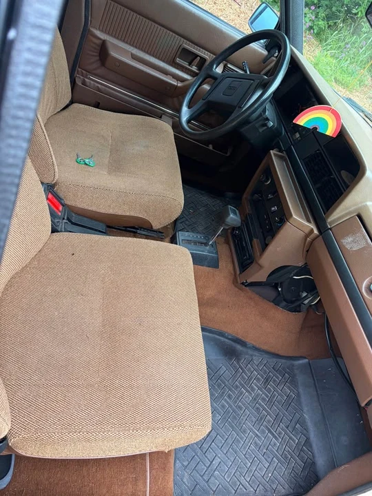 1983 Volvo 244 - Image 5 of 11