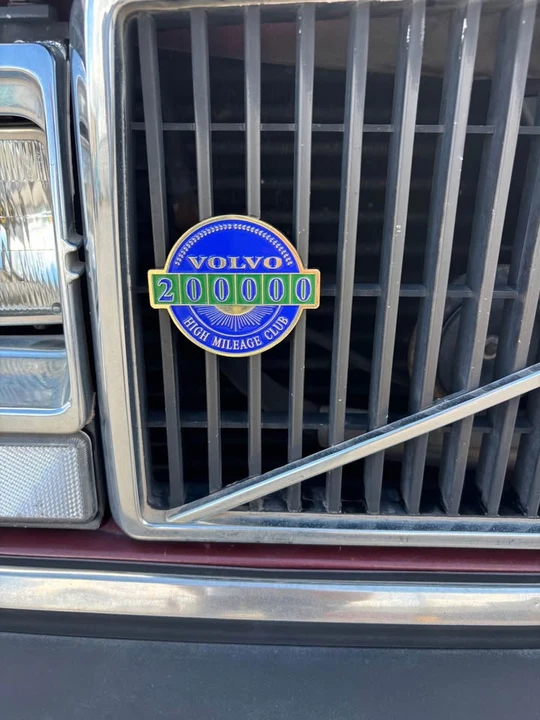 1983 Volvo 244 - Image 8 of 8