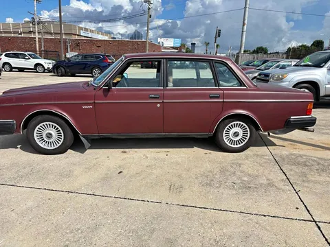 1983 Volvo 240 Sedan 4D