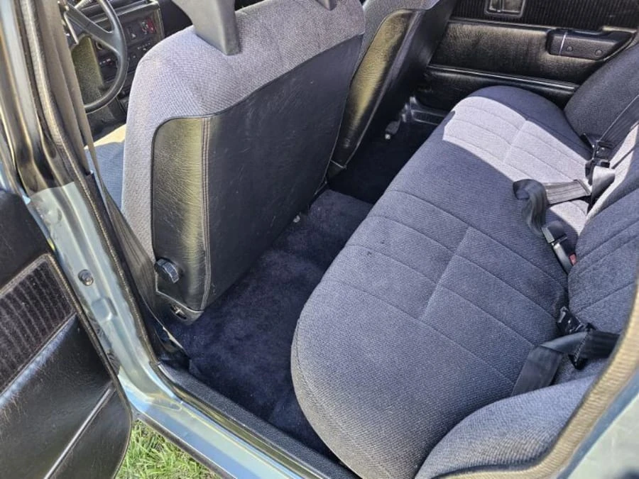1983 Volvo 244 - Image 15 of 21