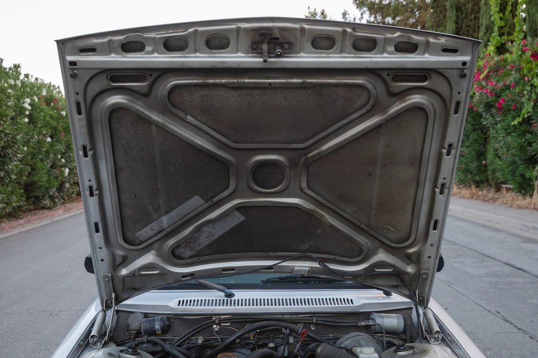 1983 Volvo 242 - Image 29 of 31