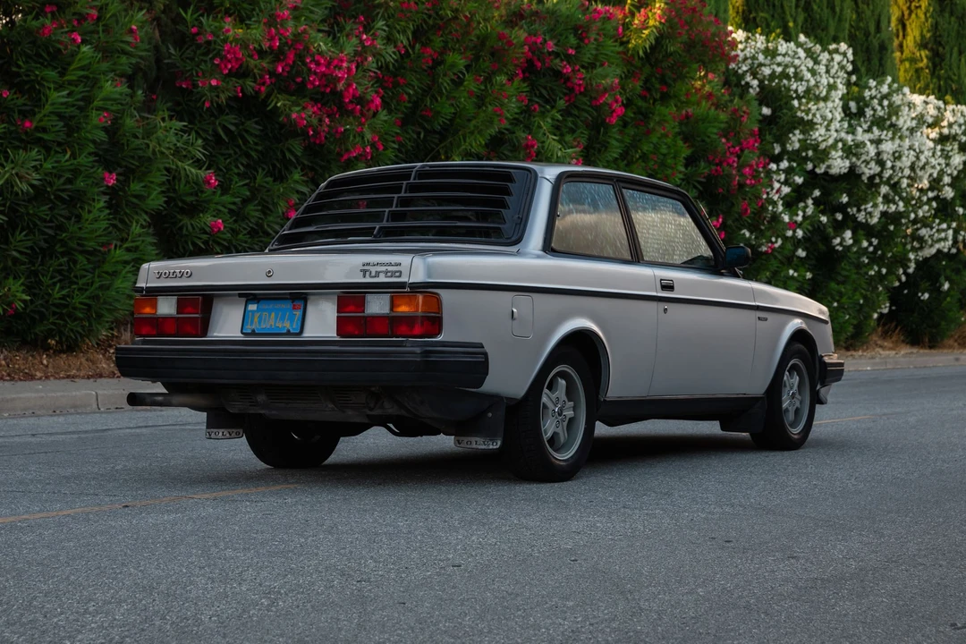 1983 Volvo 242 - Image 27 of 31