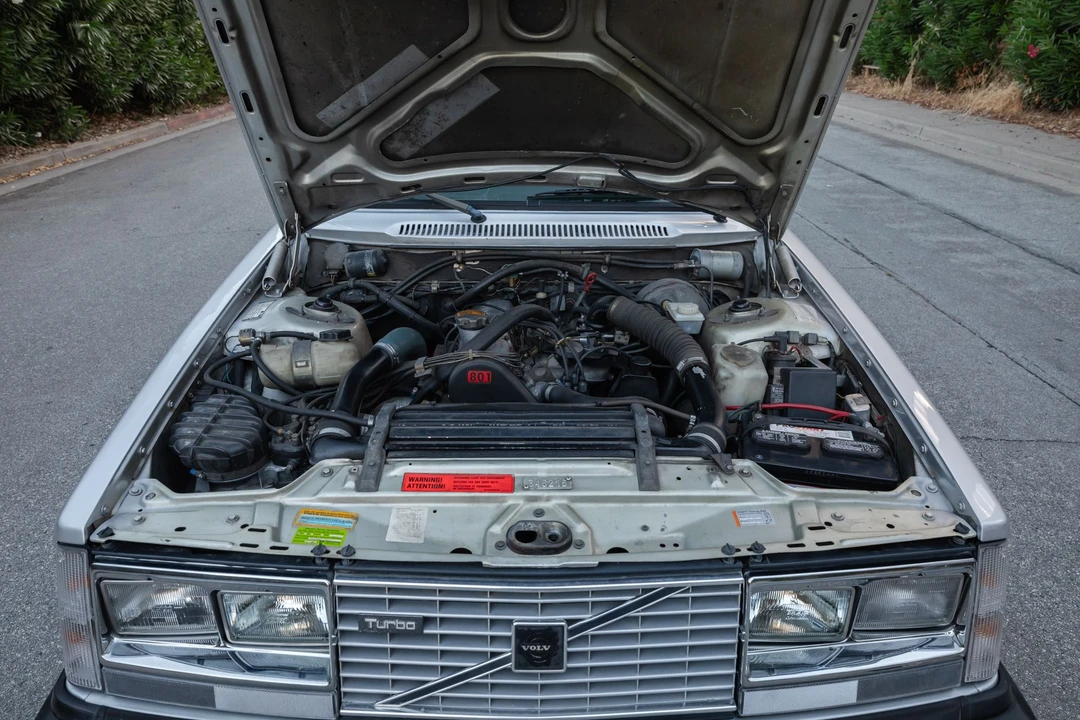 1983 Volvo 242 - Image 30 of 31