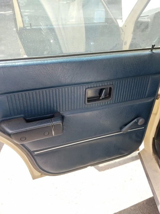 1983 Volvo 244 - Image 22 of 31