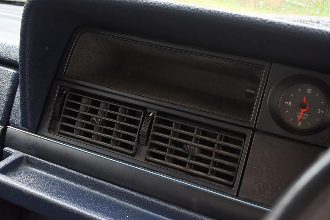 1983 Volvo 264 - Image 27 of 30