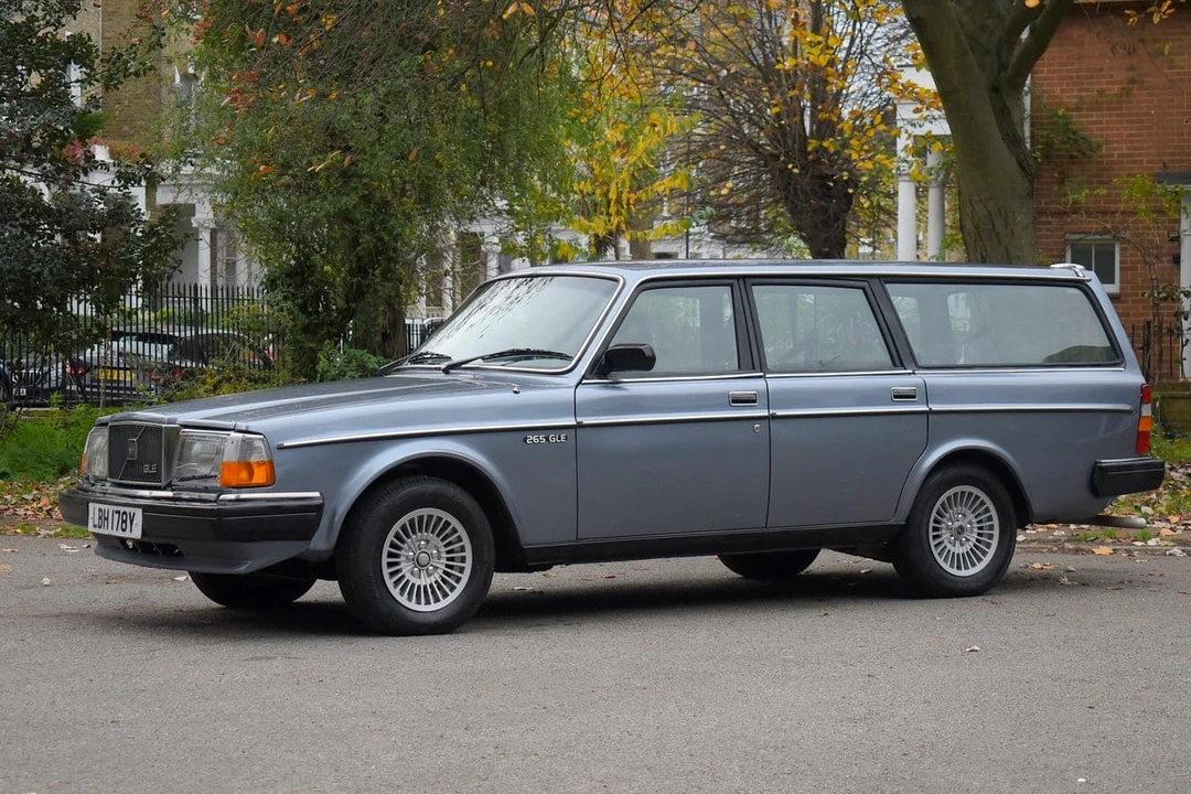 1983 Volvo 264 - Image 12 of 30
