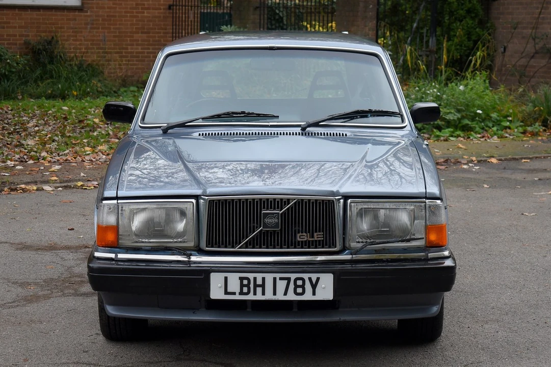 1983 Volvo 264 - Image 10 of 30
