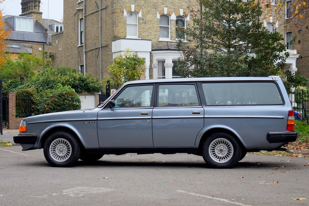 1983 Volvo 264 - Image 4 of 30