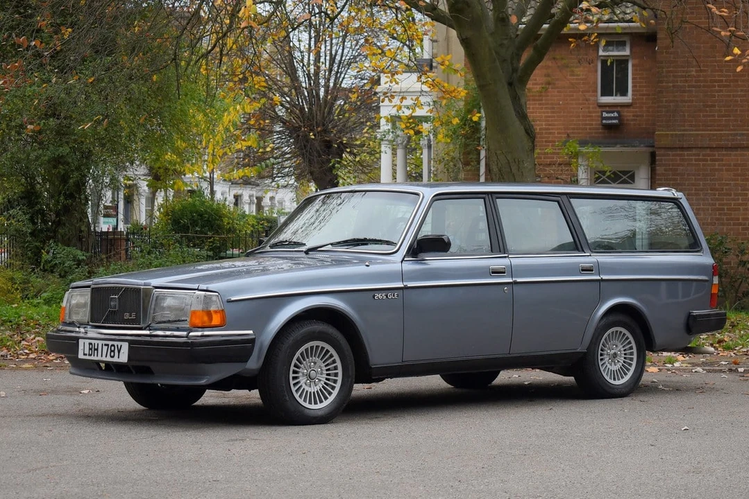 1983 Volvo 264 - Image 2 of 30