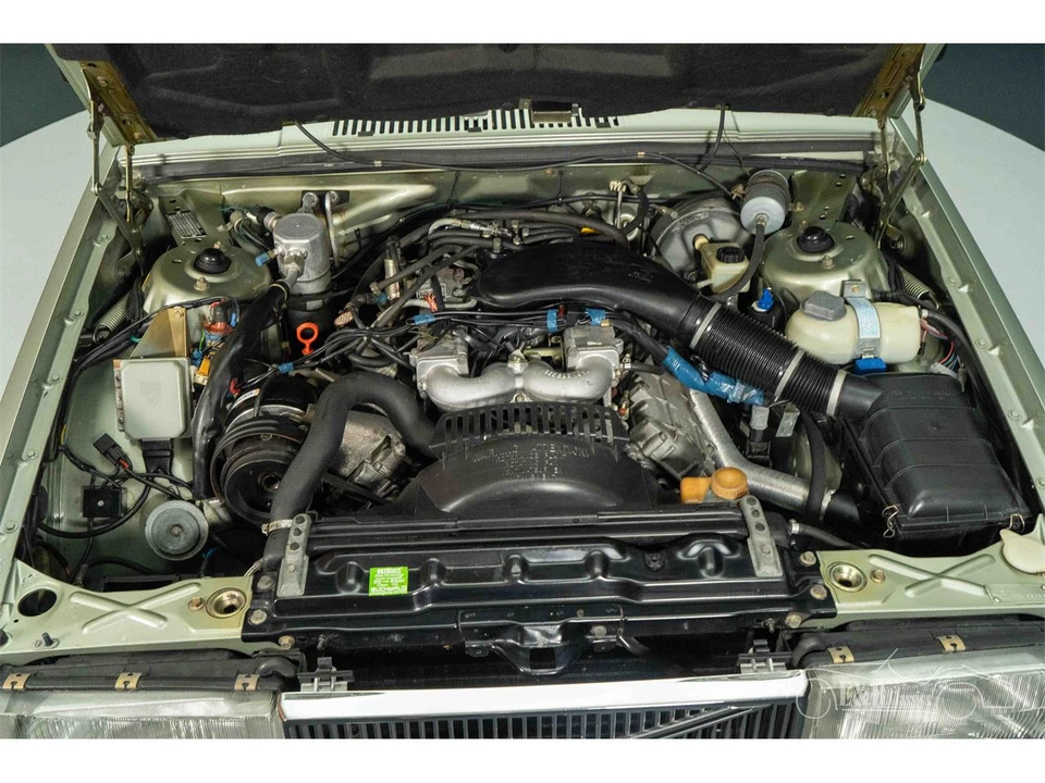 1983 Volvo 760 - Image 2 of 18