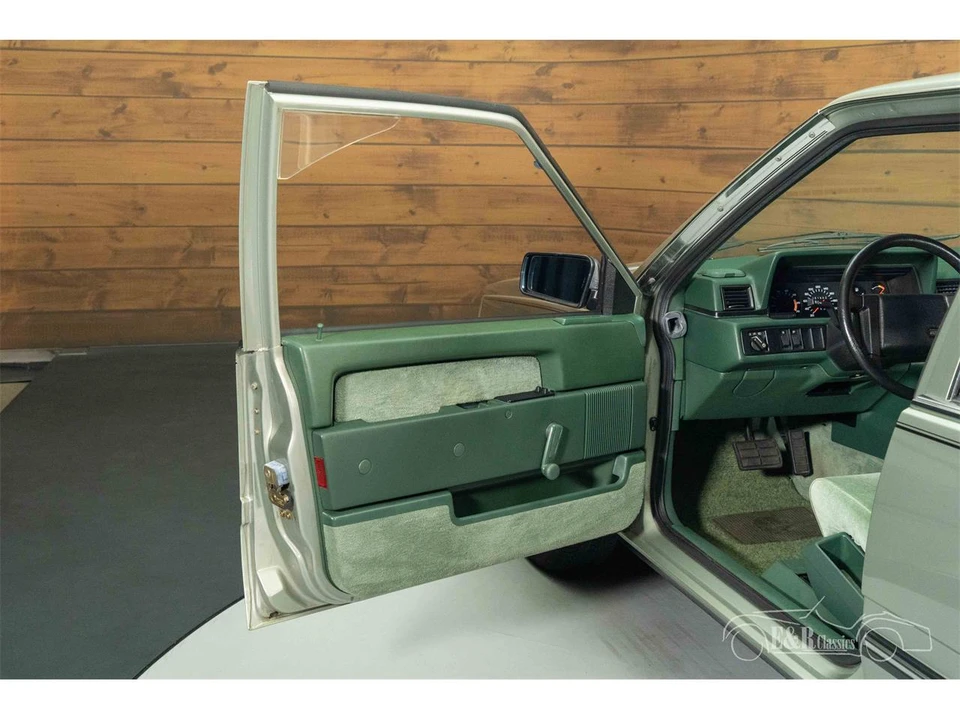 1983 Volvo 760 - Image 11 of 18