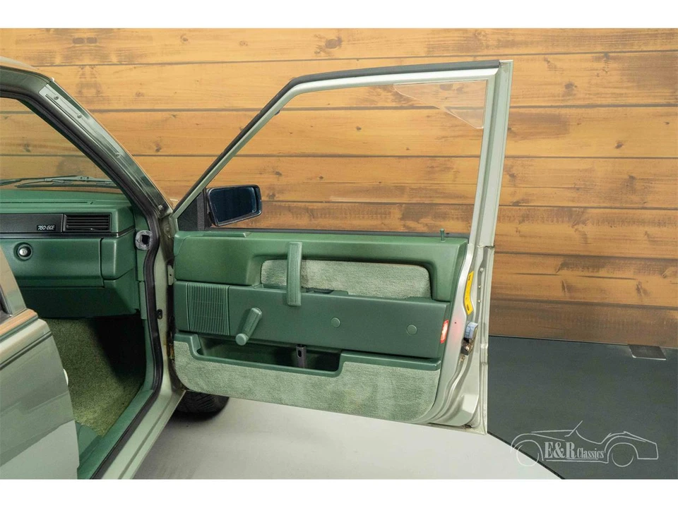 1983 Volvo 760 - Image 14 of 18