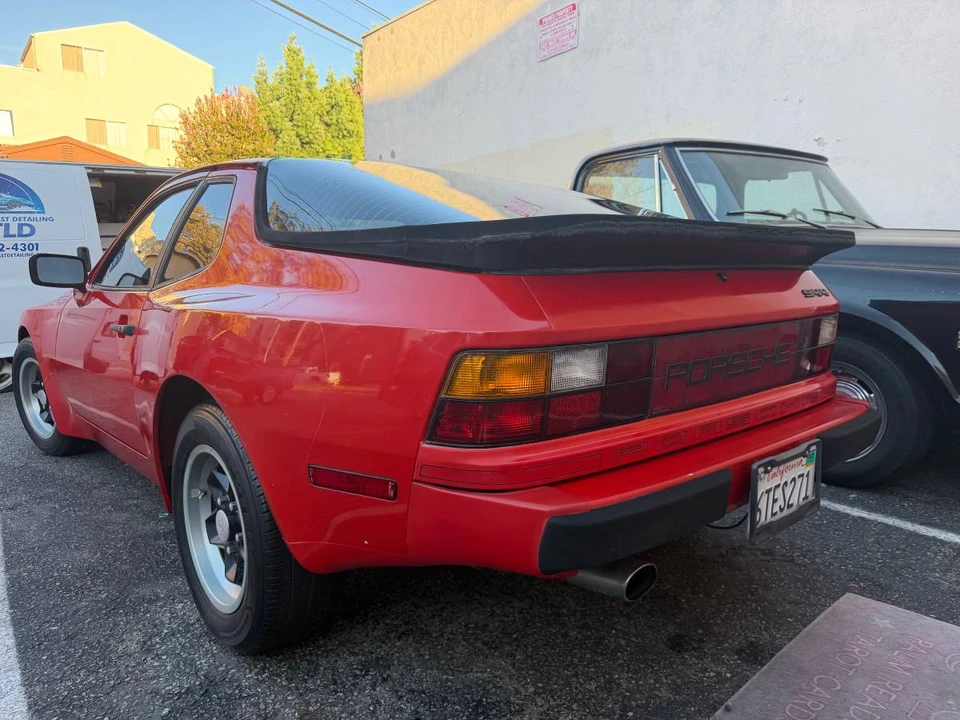 1983 Porsche 944 - Image 4 of 9
