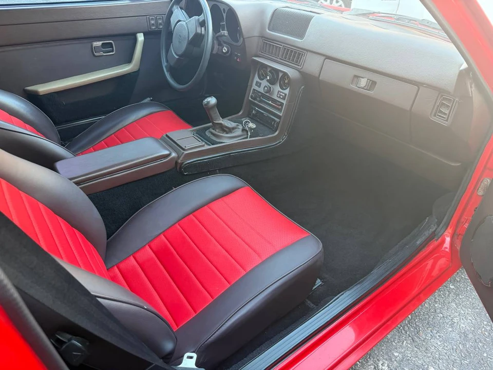1983 Porsche 944 - Image 8 of 9