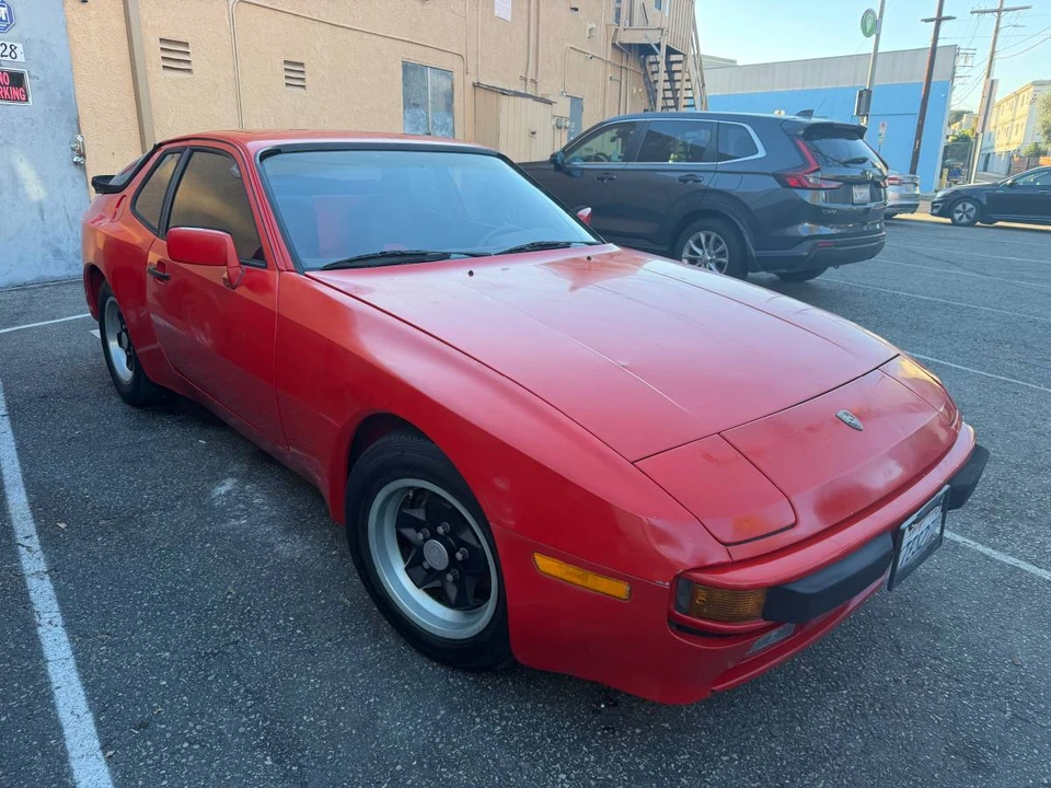 1983 Porsche 944 - Image 2 of 9