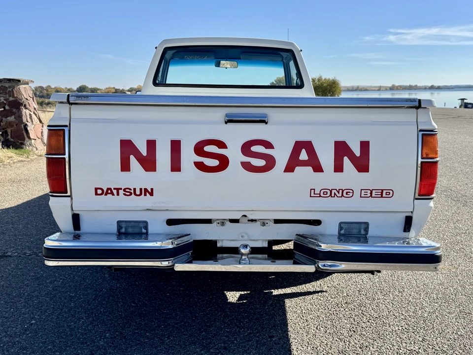 1983 Nissan - Image 8 of 31