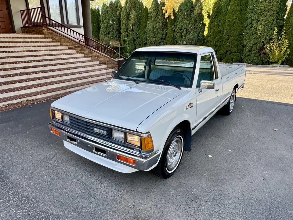 1983 Nissan - Image 2 of 31