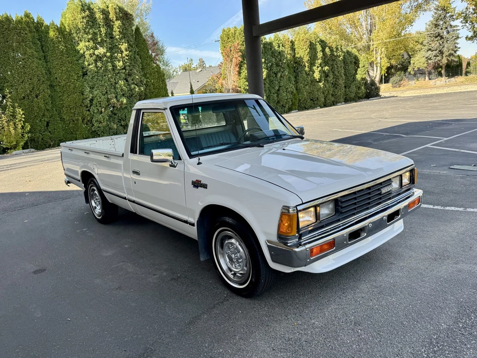 1983 Nissan - Image 14 of 31