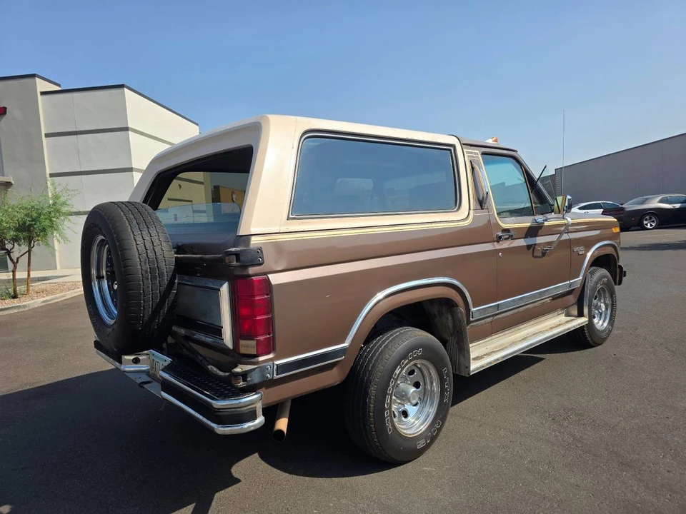 1984 Ford Bronco 3rd Gen - Image 5 of 15