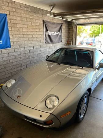 1984 Porsche 928 - Image 5 of 20