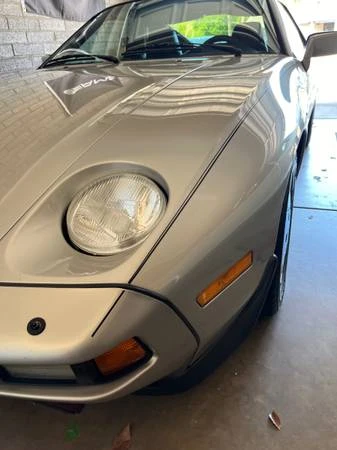 1984 Porsche 928 - Image 11 of 20