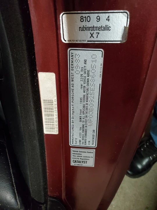 1984 Porsche 928 S - Image 6 of 10