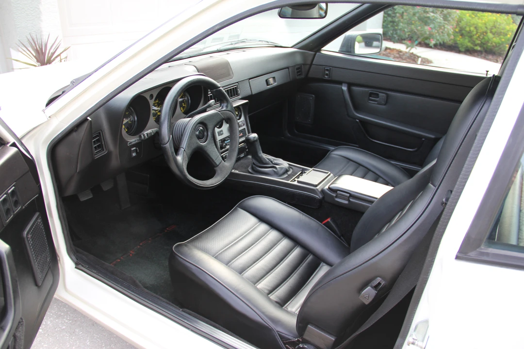 1984 Porsche 944 - Image 3 of 5