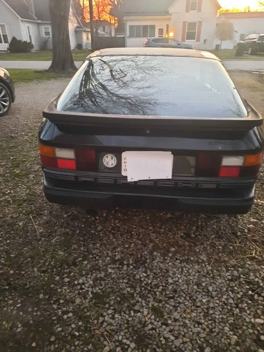 1984 Porsche 944 - Image 2 of 9