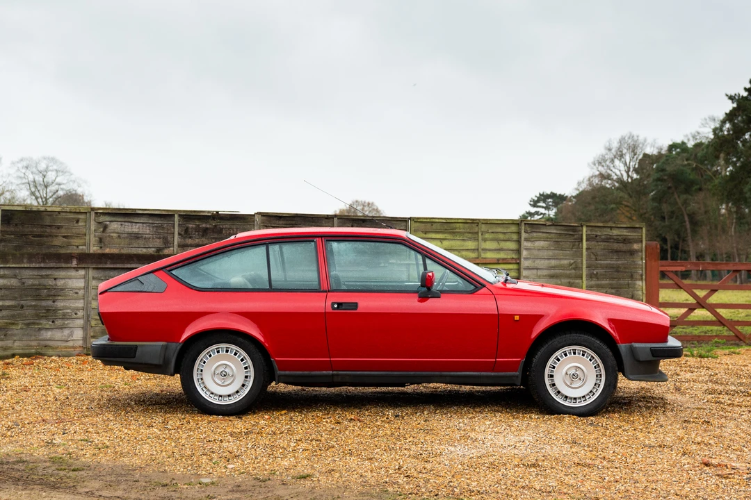 1984 Alfa Romeo Alfetta GT - Image 5 of 31