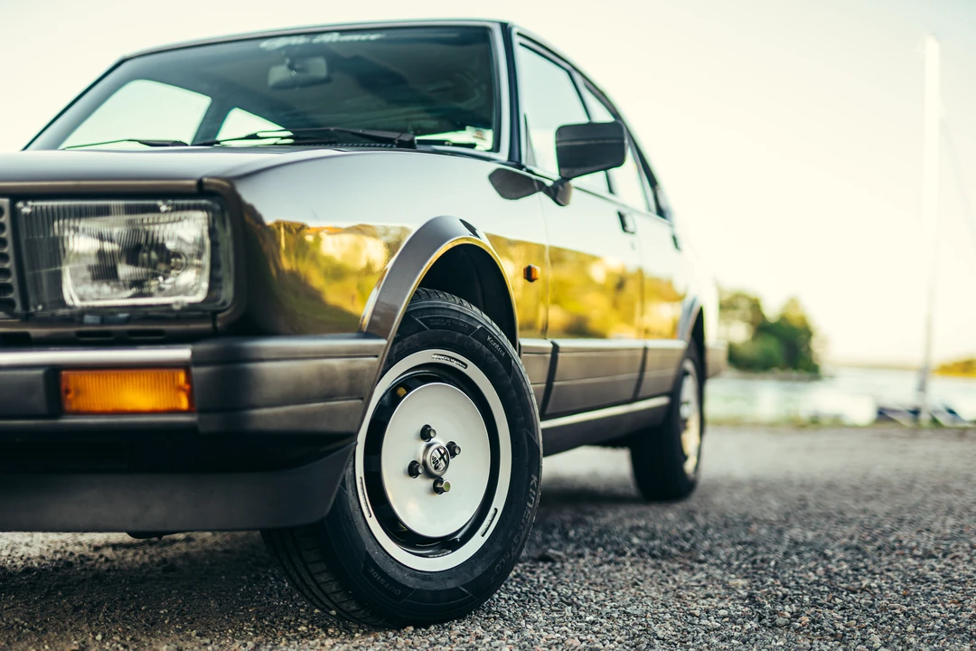 1984 Alfa Romeo Alfetta - Image 17 of 31