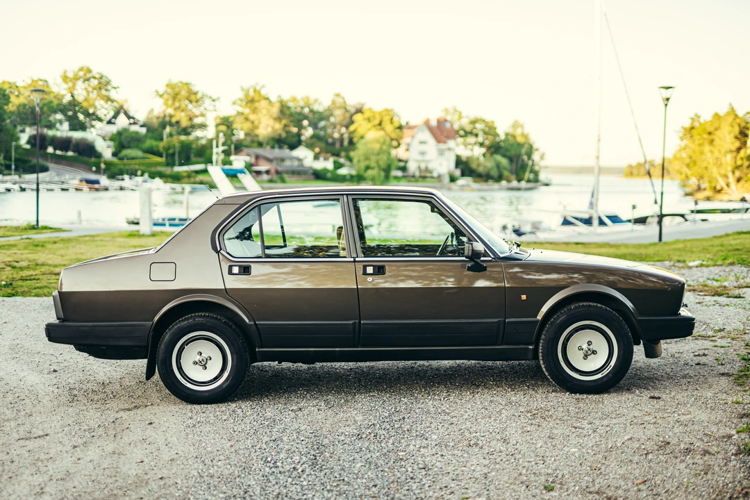 1984 Alfa Romeo Alfetta - Image 4 of 31