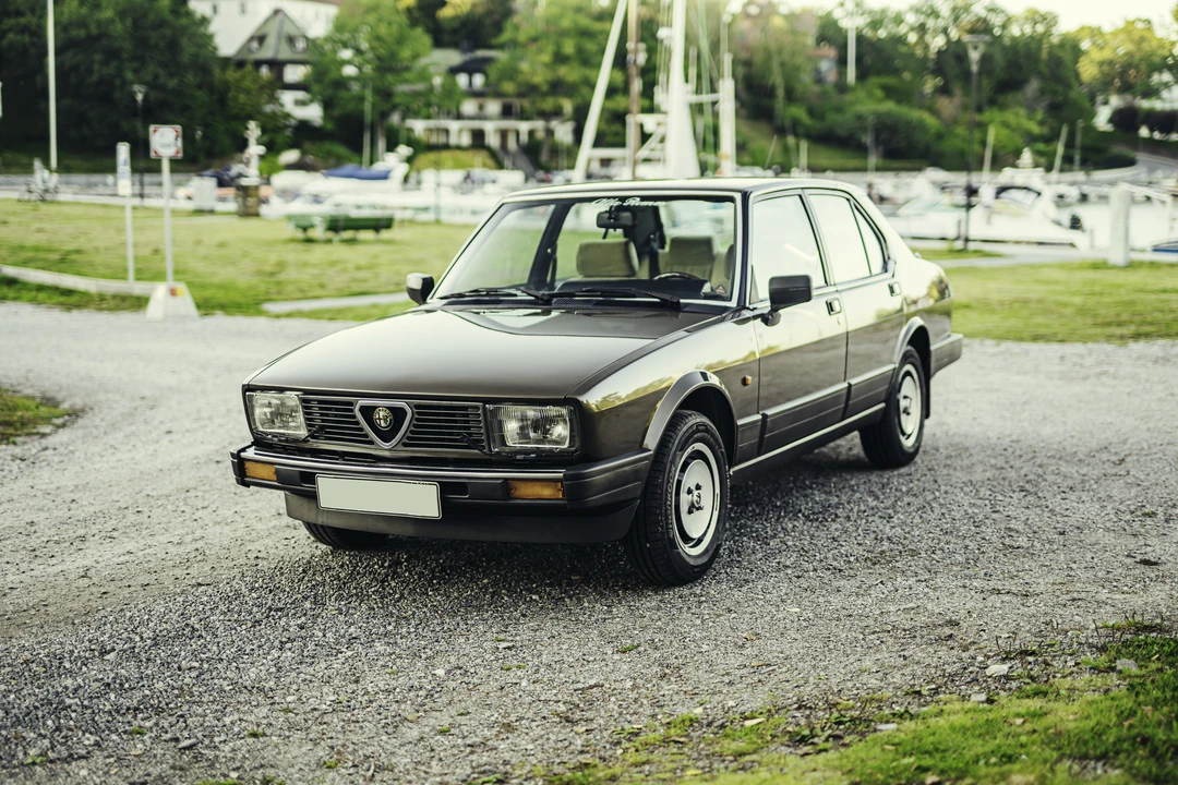 1984 Alfa Romeo Alfetta - Image 9 of 31