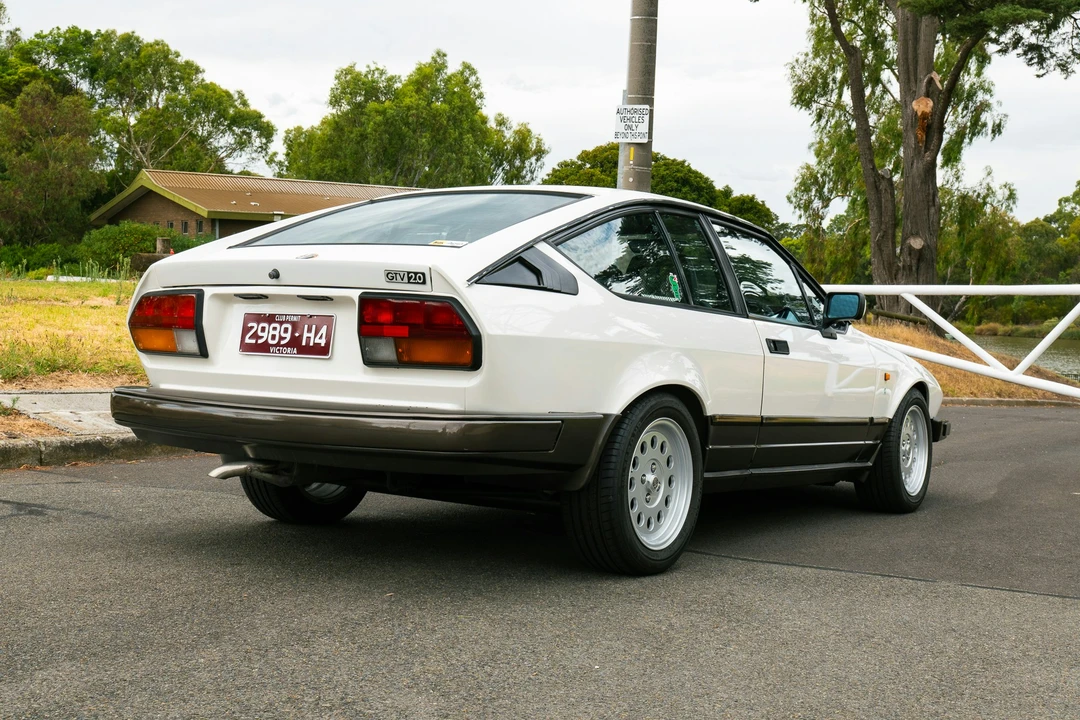 1984 Alfa Romeo Alfetta GT - Image 9 of 21